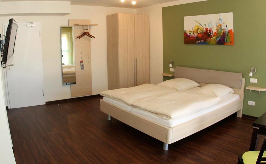 Landhotel Imhof Neuhof  Dış mekan fotoğraf