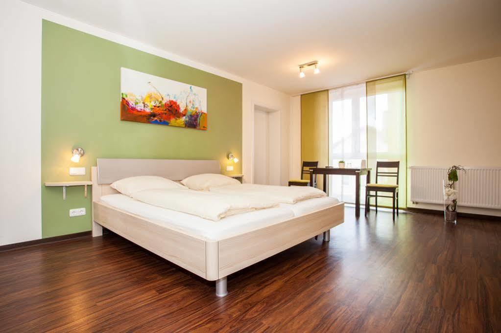 Landhotel Imhof Neuhof  Dış mekan fotoğraf