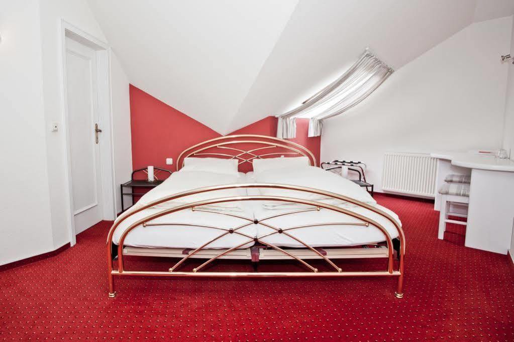 Landhotel Imhof Neuhof  Dış mekan fotoğraf